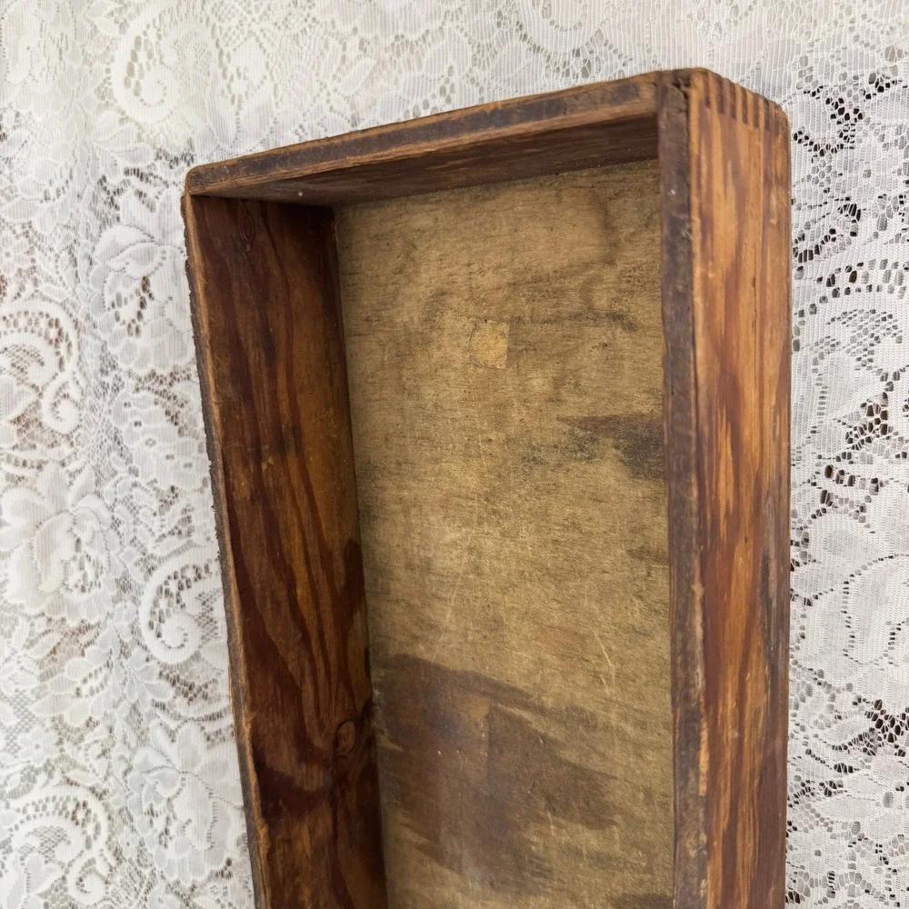 N/A vintage primitive